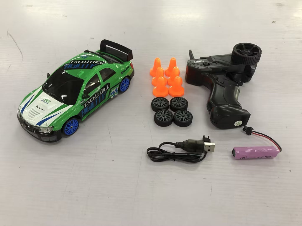 High-Speed 2.4G 4WD RC Drift Car