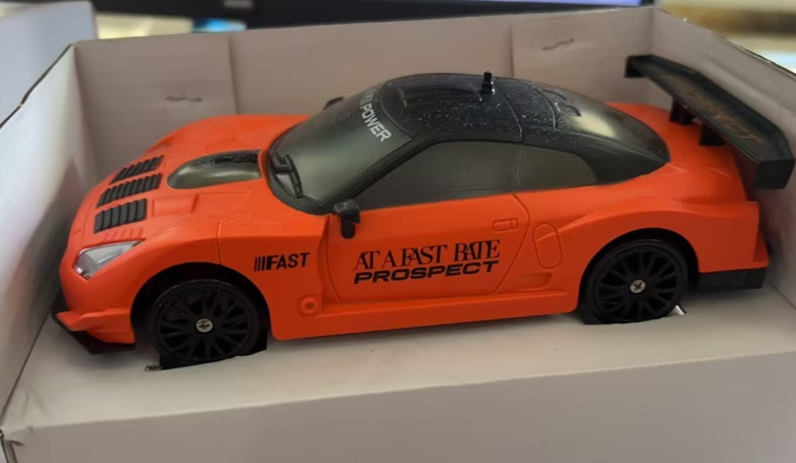High-Speed 2.4G 4WD RC Drift Car